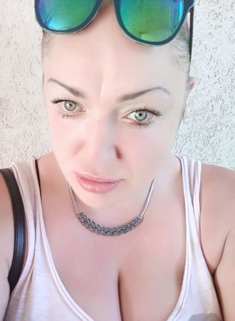 Lady Lux Up